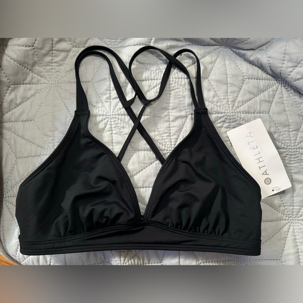 Athleta Cross Strap medium black bikini top, new with tags 😊